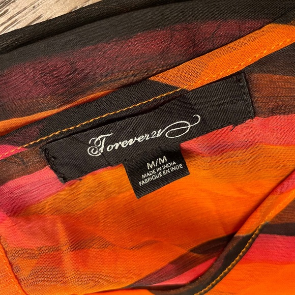 Sheer Tieable Short Sleeved Shirt - Picture 3 of 5